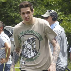 Hunt Mushrooms Not Animals T-shirt